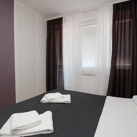 Guest house Aquarium 4*