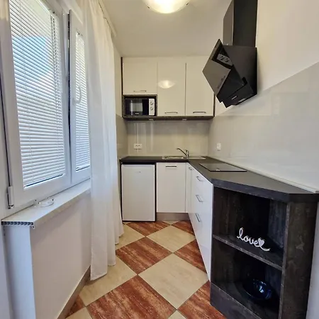 Гостевой дом Aquarium 4*