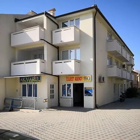 Aquarium Guest house
