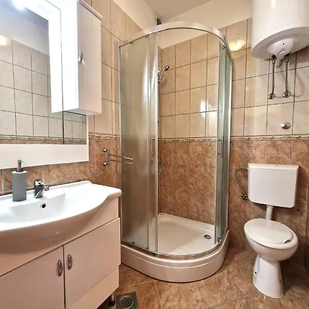 Vendégház Aquarium 4*