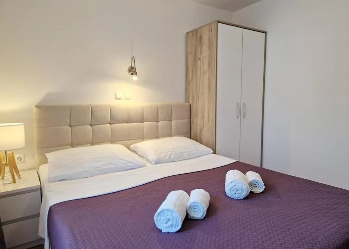 Πανσιόν Aquarium