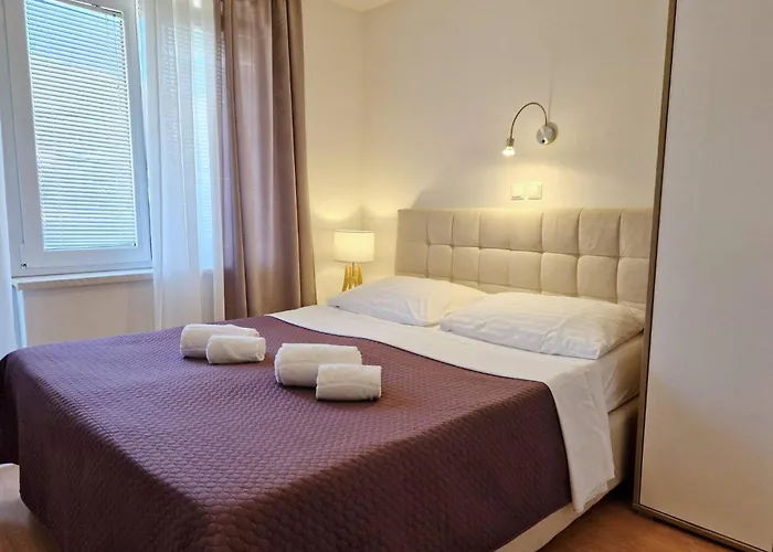 Aquarium Πανσιόν 4*