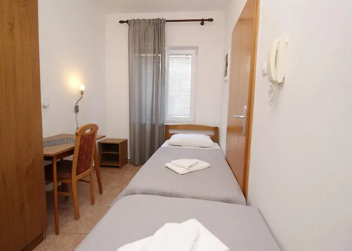 Πανσιόν Aquarium