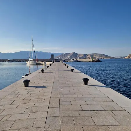 Aquarium 4* Baška