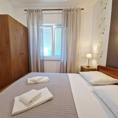 Pensjonat Aquarium Baška