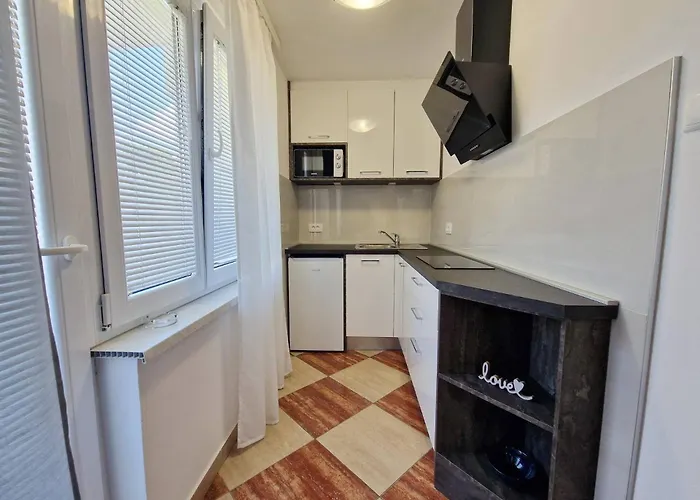 بيت ضيافة Aquarium 4*