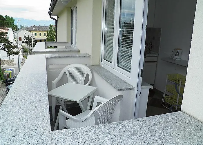 Aquarium باشْكا