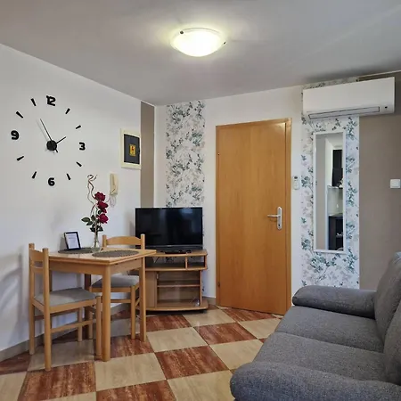 Гостевой дом Aquarium 4*